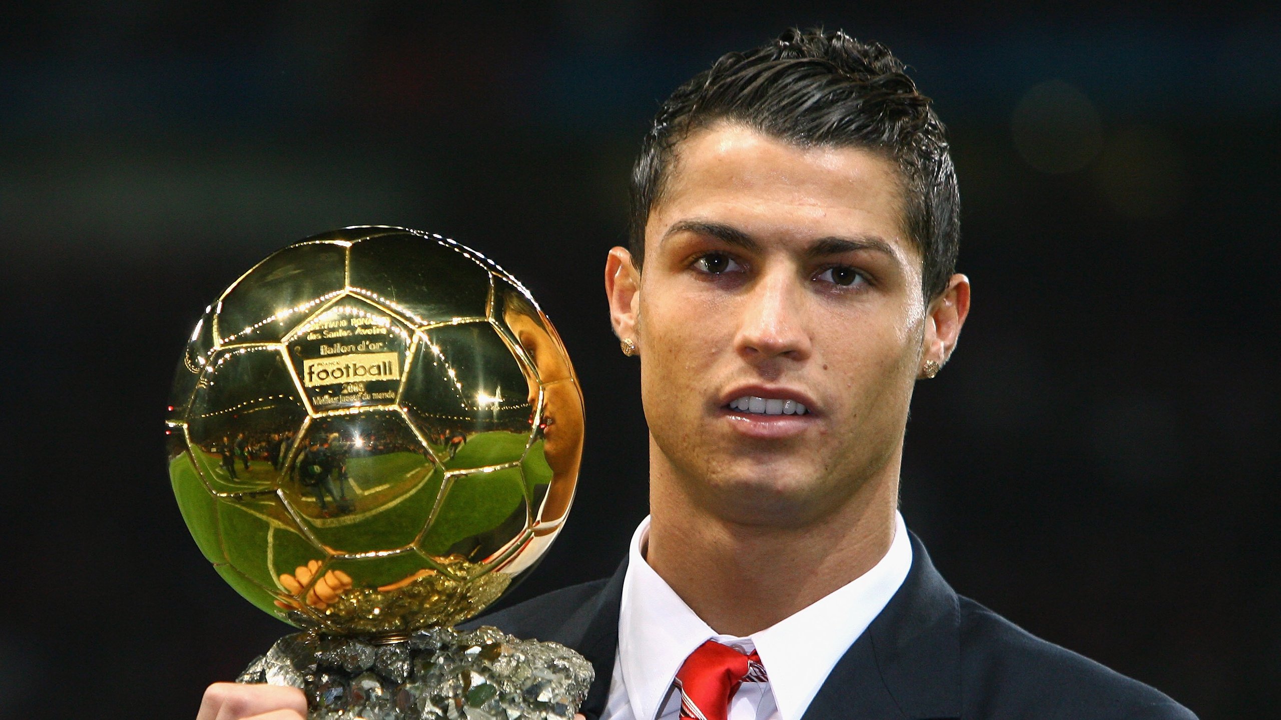 国际踢球大赛风云再起:谁将问鼎?,国际足球比赛时间是多长